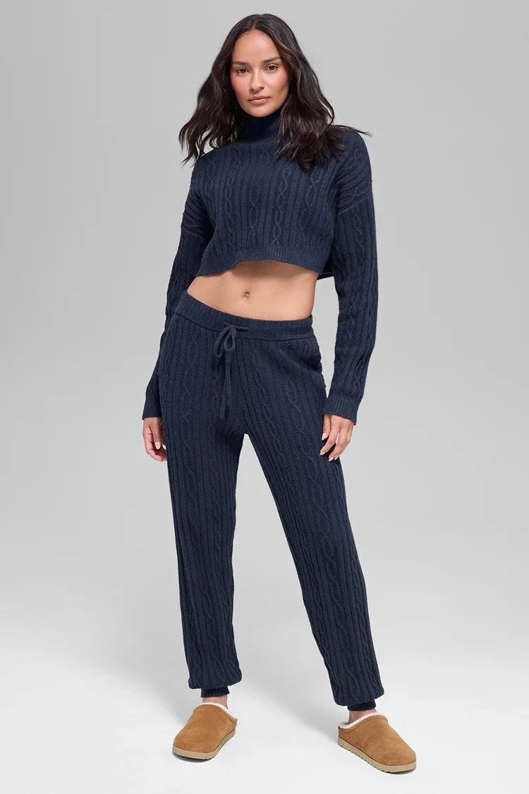 New Alo Yoga Navy Collection - New Arrivals – Core 2026 — EXTRA